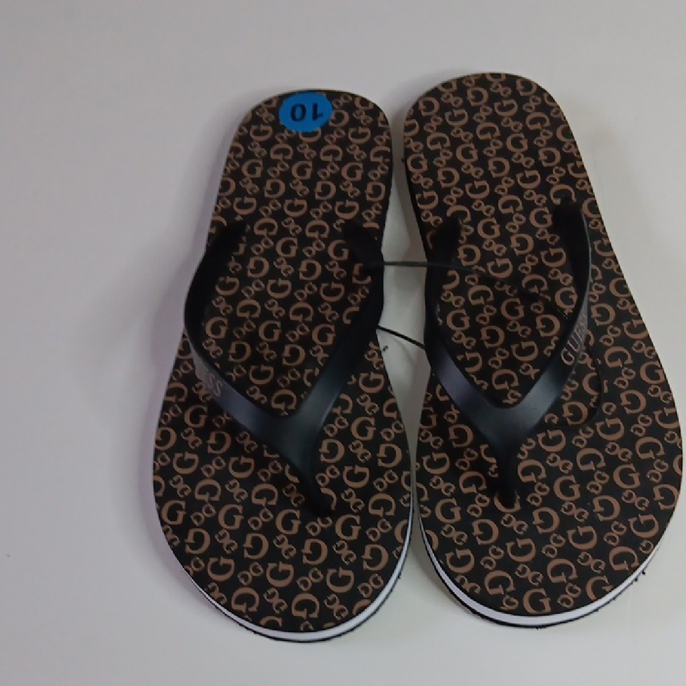 Guess Flip Flops